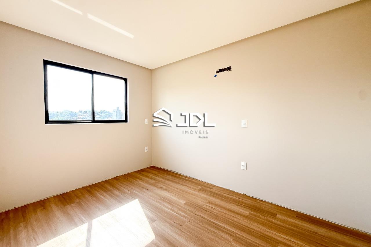Apartamento à venda no bairro Vila Nova: 