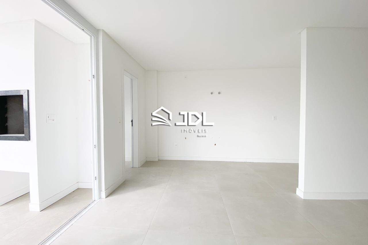 Apartamento à venda no bairro Velha: 