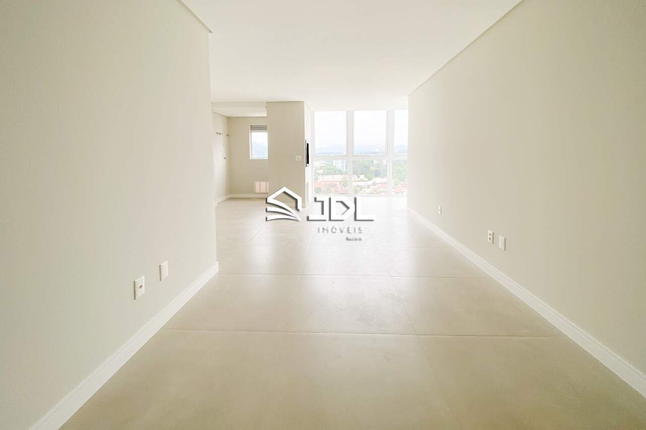 Apartamento à venda no bairro Velha: 