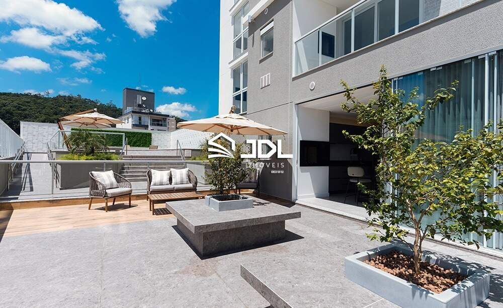 Apartamento à venda no bairro Velha: 