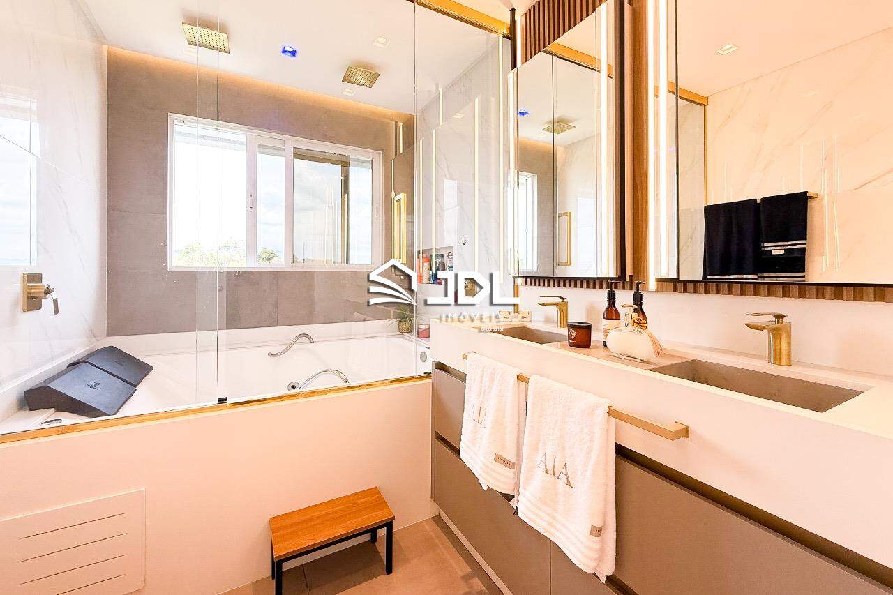 Cobertura à venda no bairro Vila Nova: 