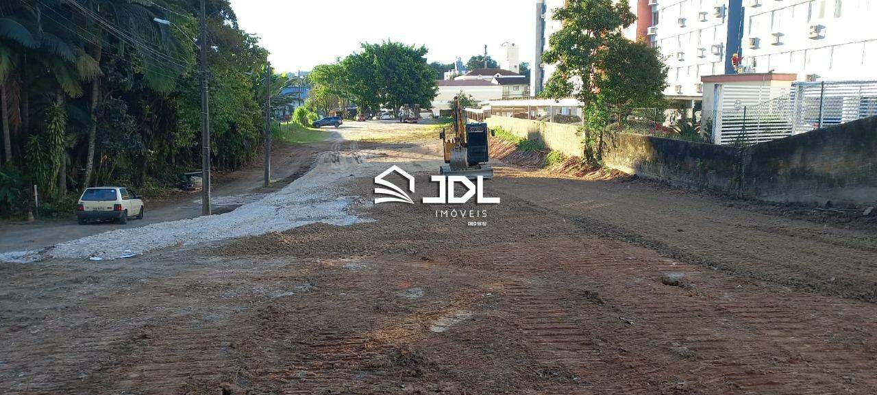Terreno à venda no bairro Velha: 