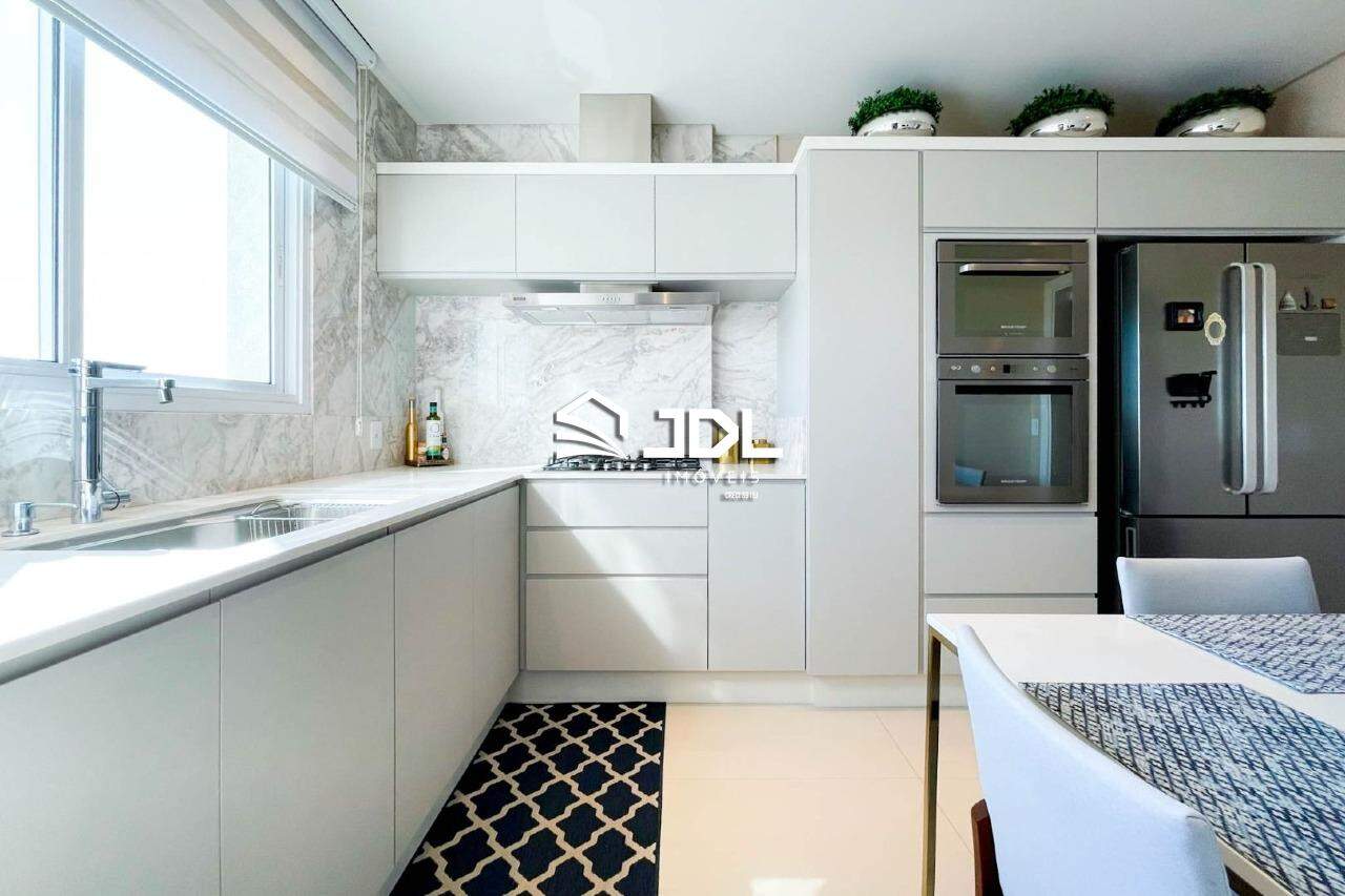 Apartamento à venda no bairro Victor Konder: 