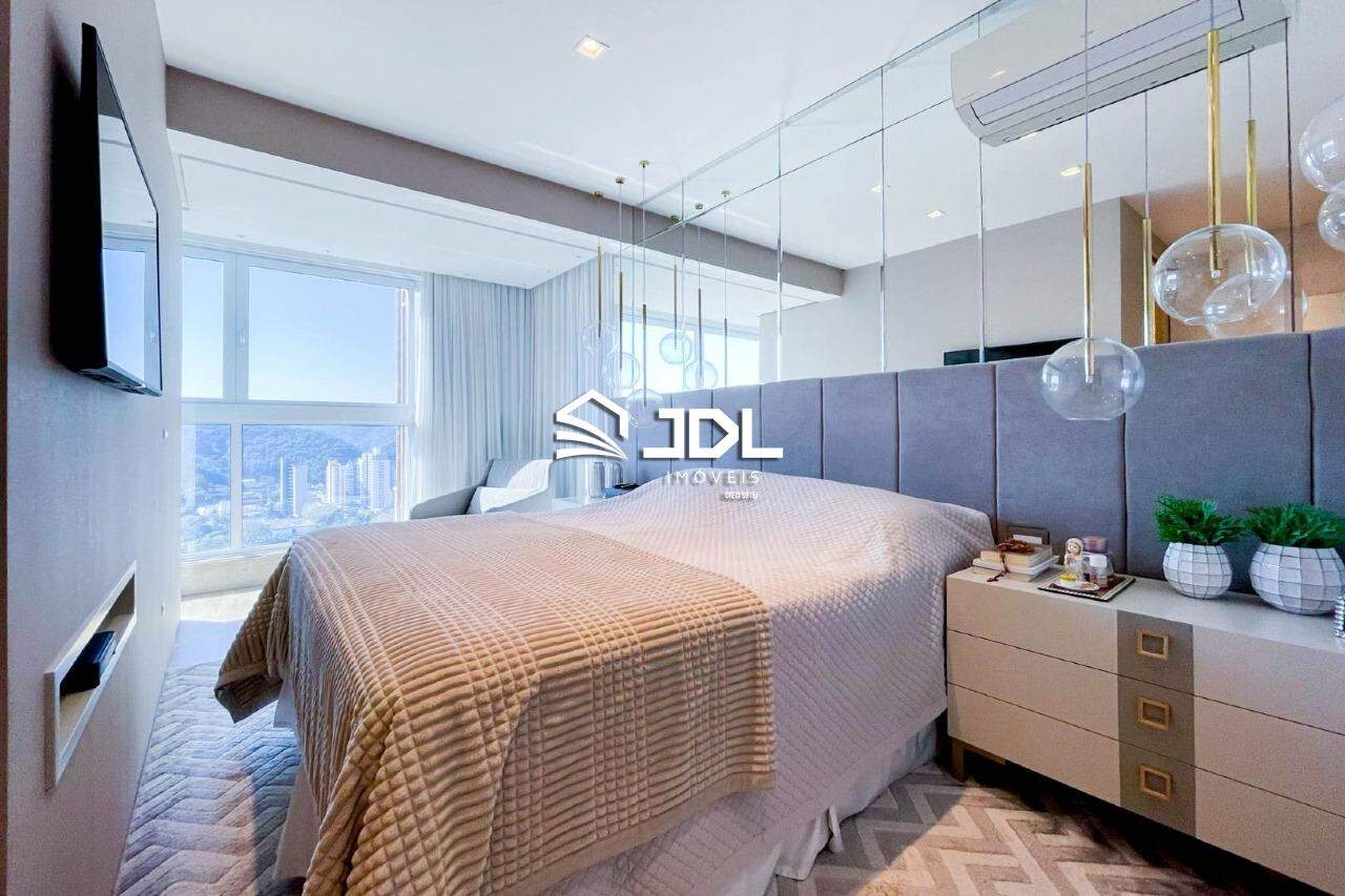 Apartamento à venda no bairro Victor Konder: 