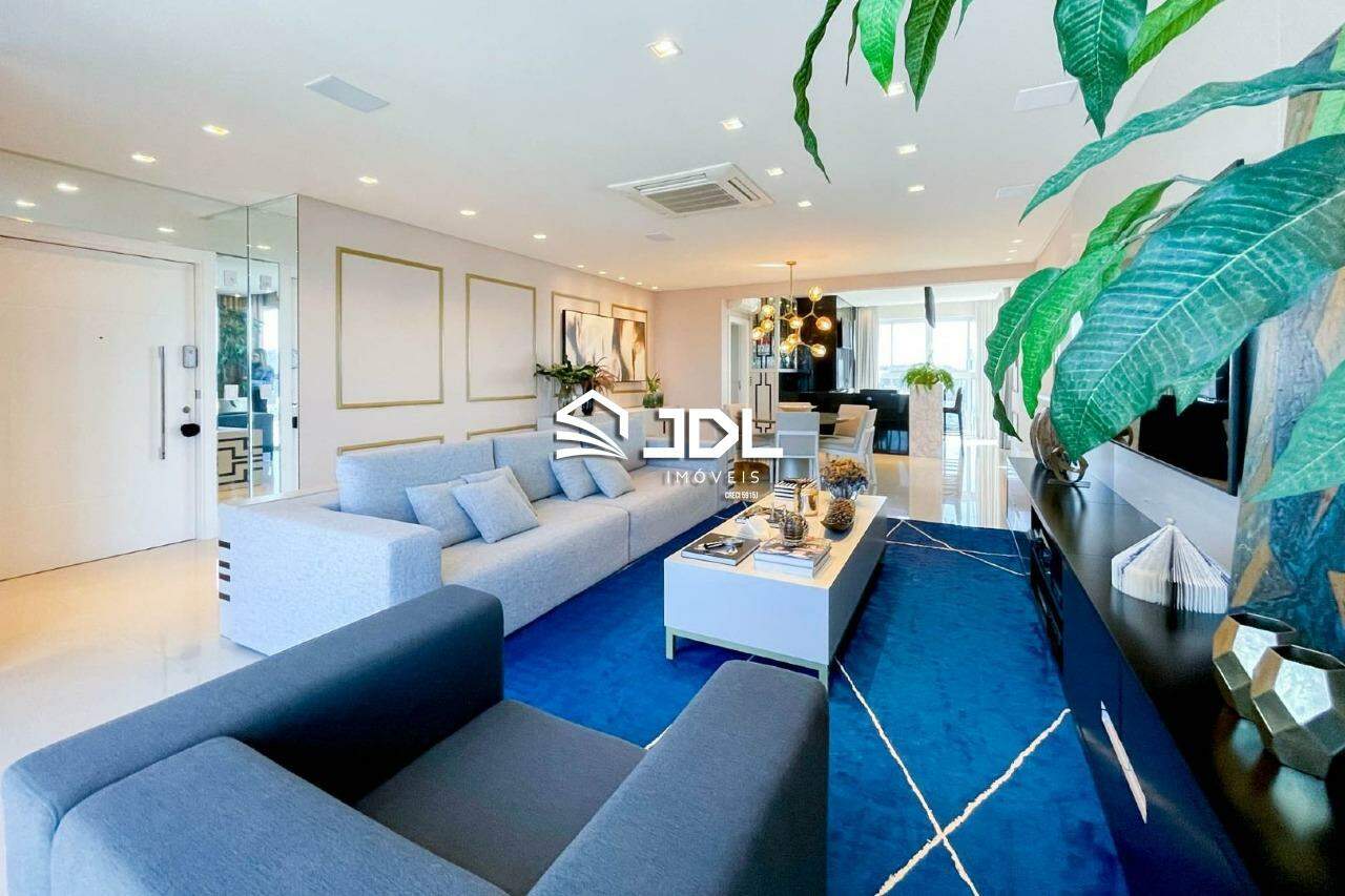 Apartamento à venda no bairro Victor Konder: 