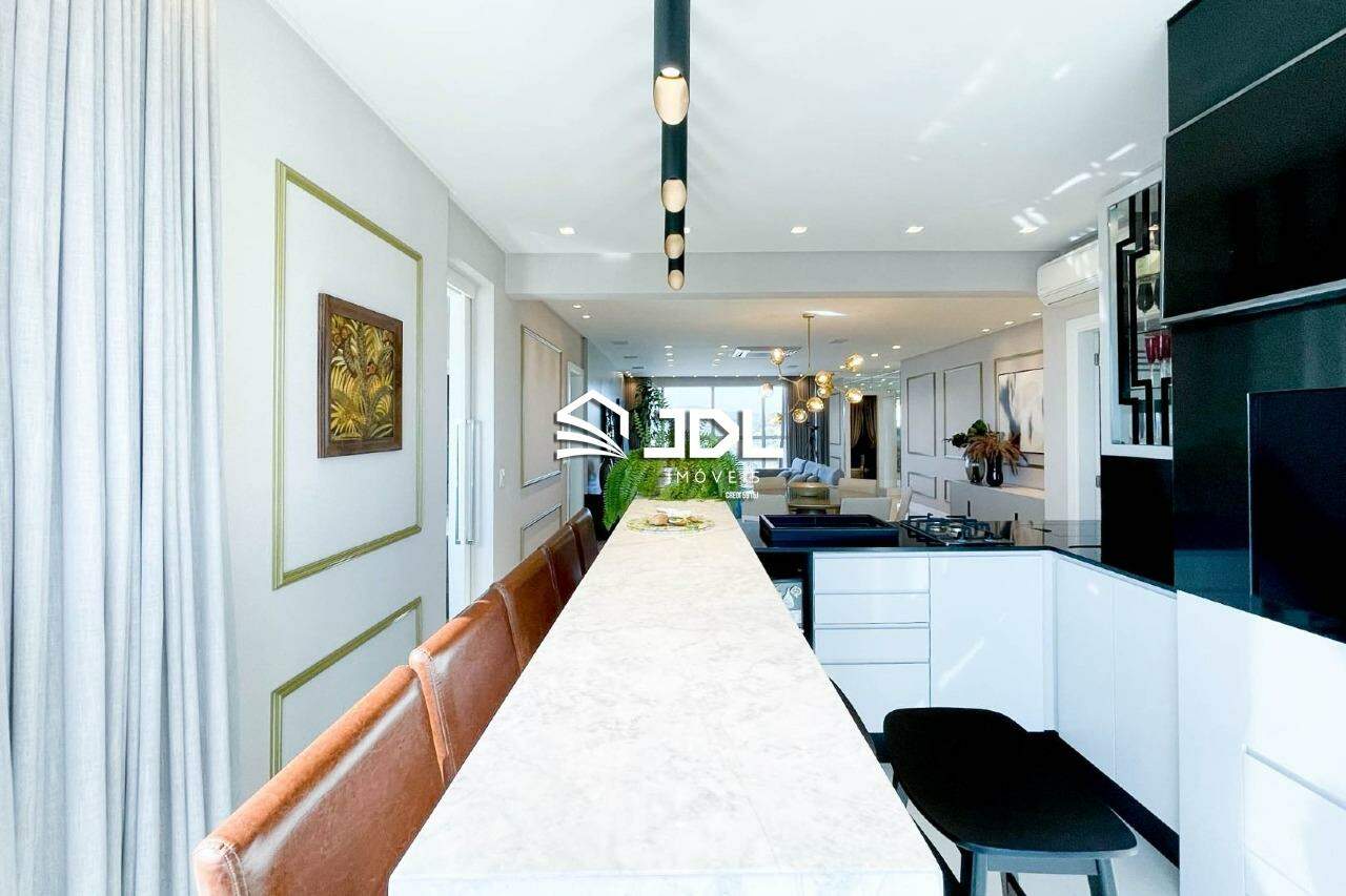 Apartamento à venda no bairro Victor Konder: 