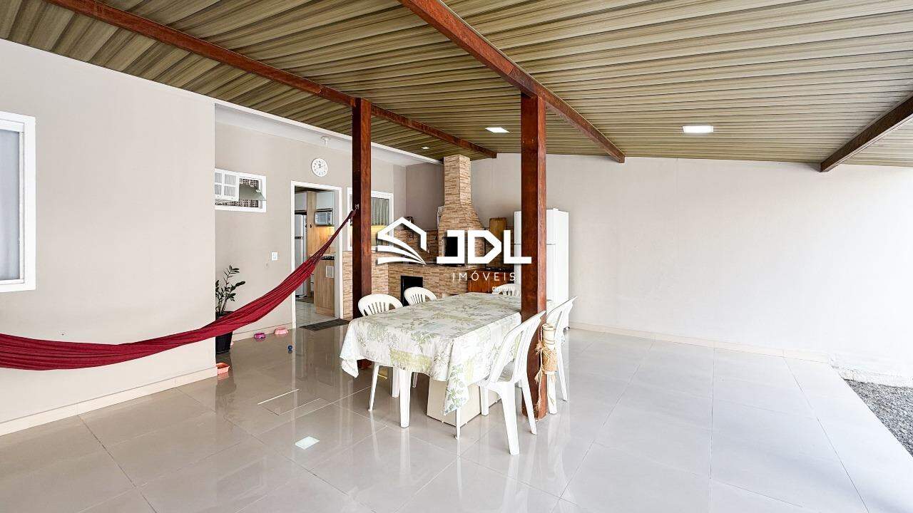 Casa à venda no bairro Salto do Norte: 