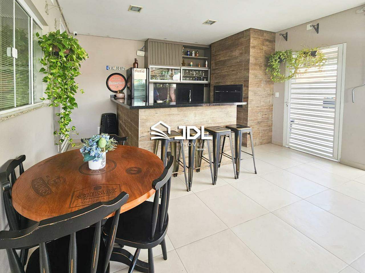 Casa à venda no bairro Velha: