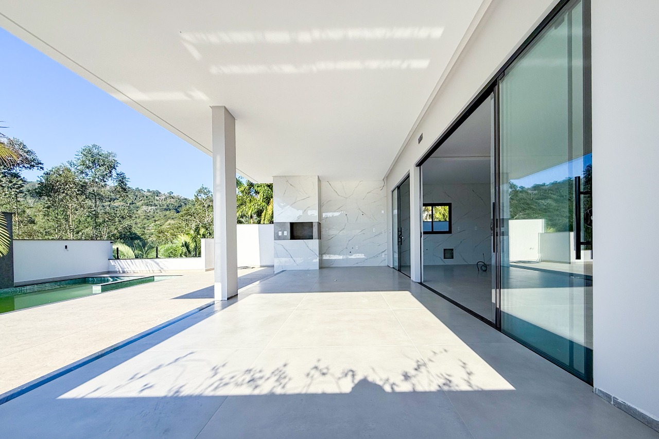 Casa à venda no bairro Itoupava Central: 