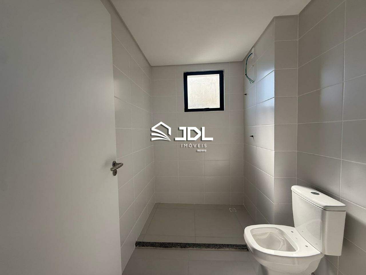 Apartamento à venda no bairro Armação: 