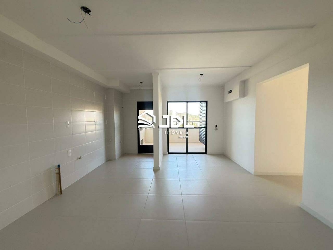 Apartamento à venda no bairro Armação: 