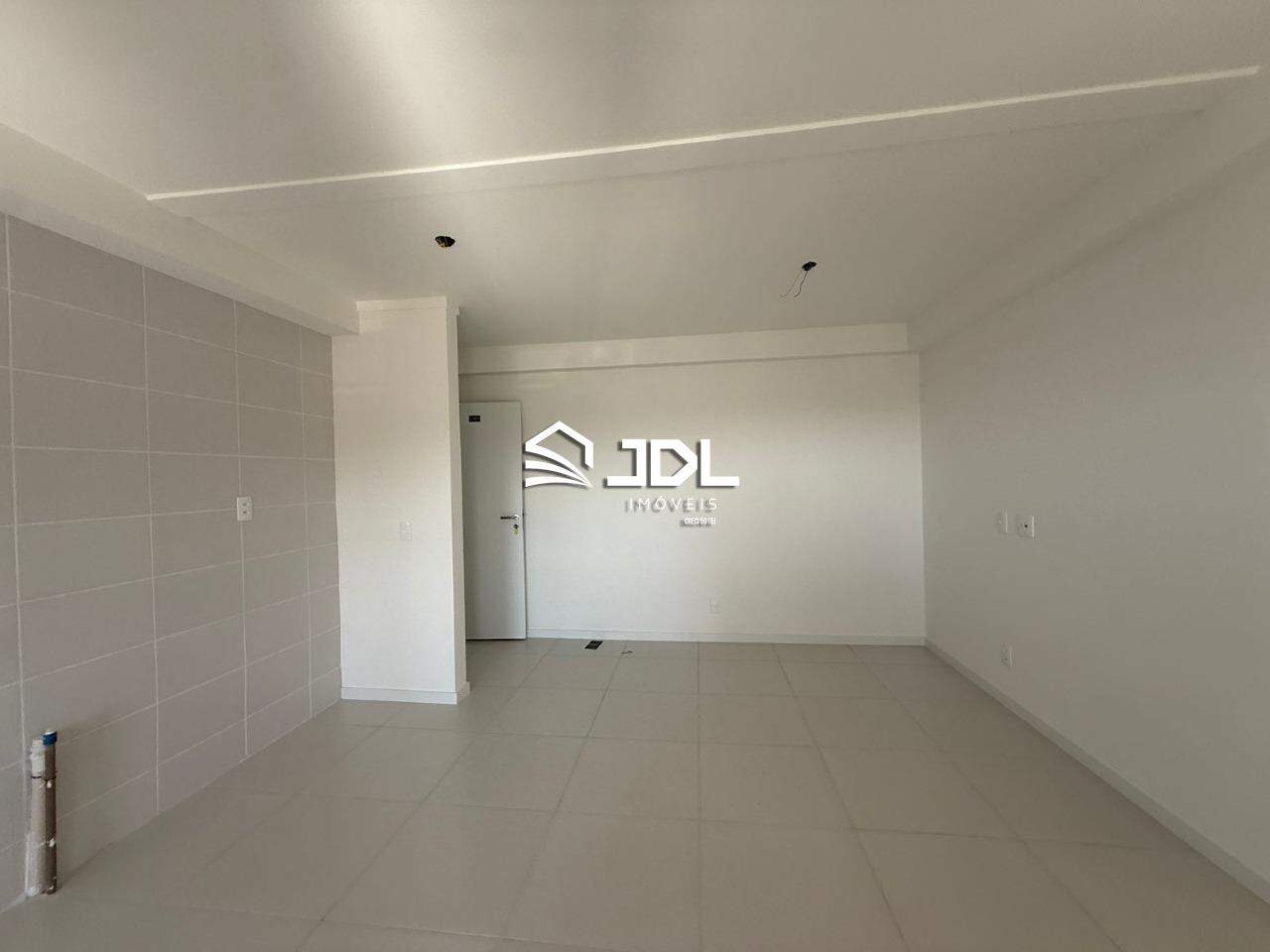 Apartamento à venda no bairro Armação: 