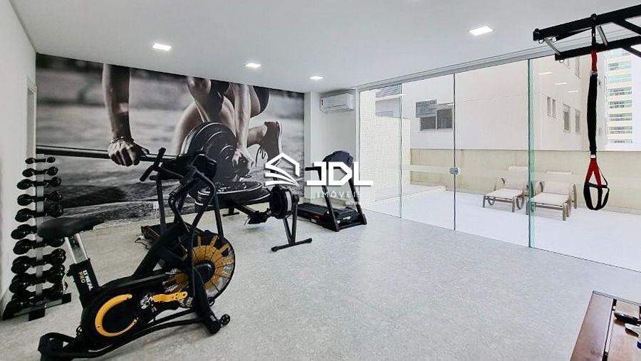 Apartamento à venda no bairro Meia Praia: 
