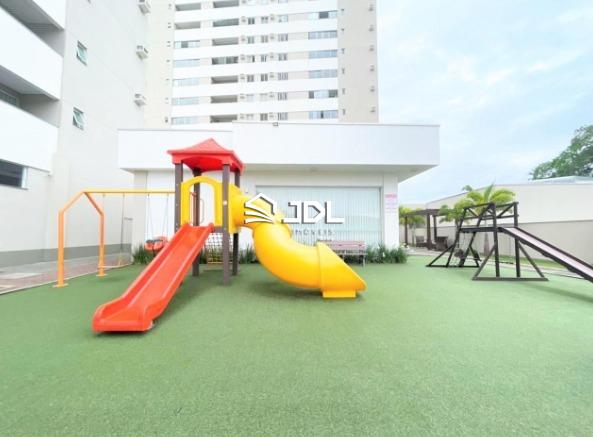 Apartamento à venda no bairro Velha: 