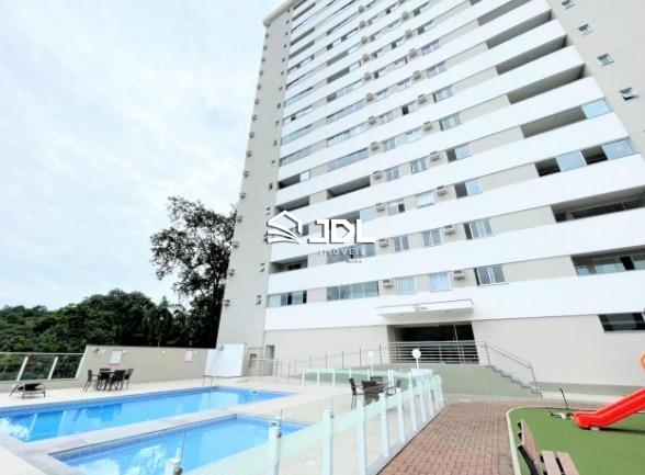 Apartamento à venda no bairro Velha: 