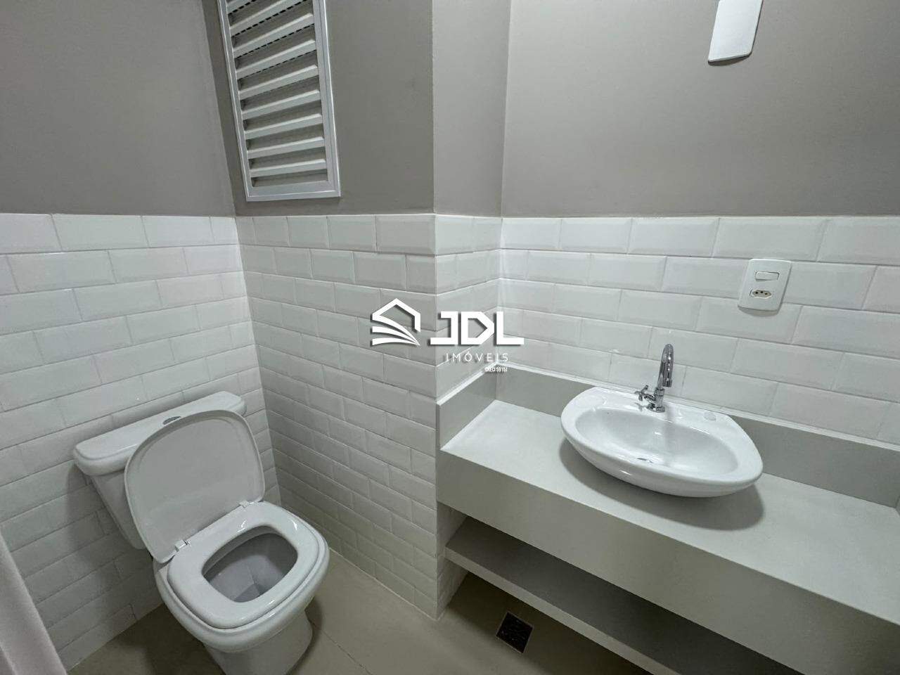 Sala à venda no bairro Garcia: