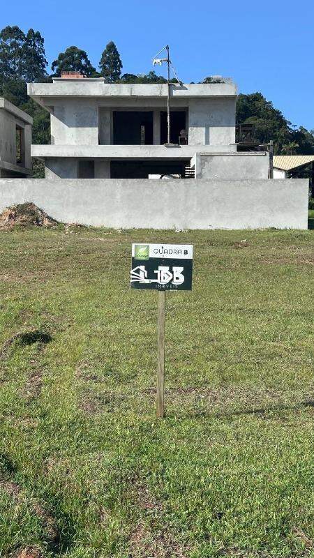 Terreno à venda no bairro Centro: 