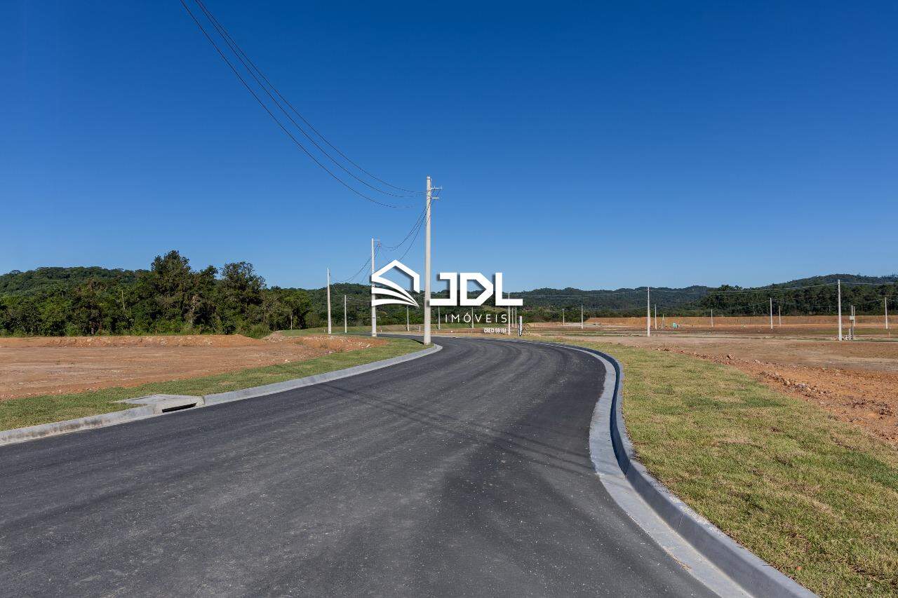 Terreno à venda no bairro Figueira: 