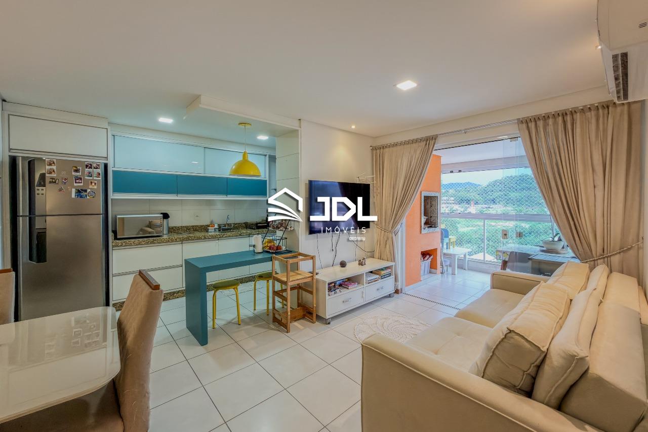 Apartamento à venda no bairro Escola Agrícola: 