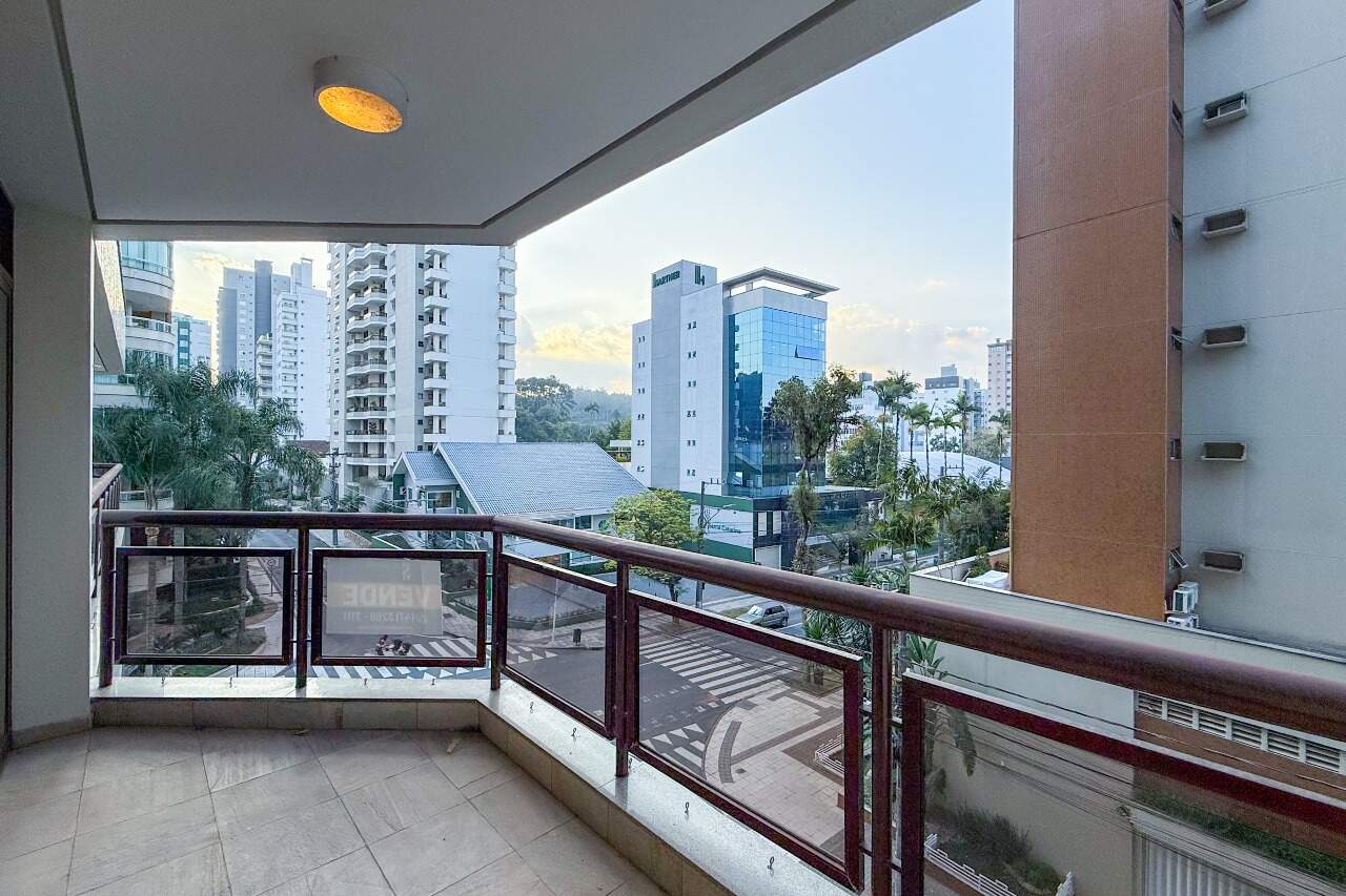 Apartamento à venda no bairro Jardim Blumenau: 