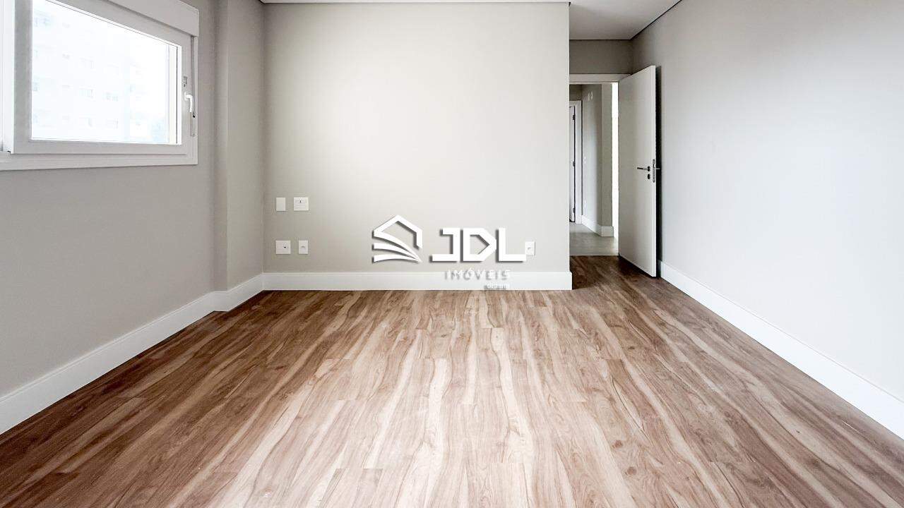 Apartamento à venda no bairro Centro: 