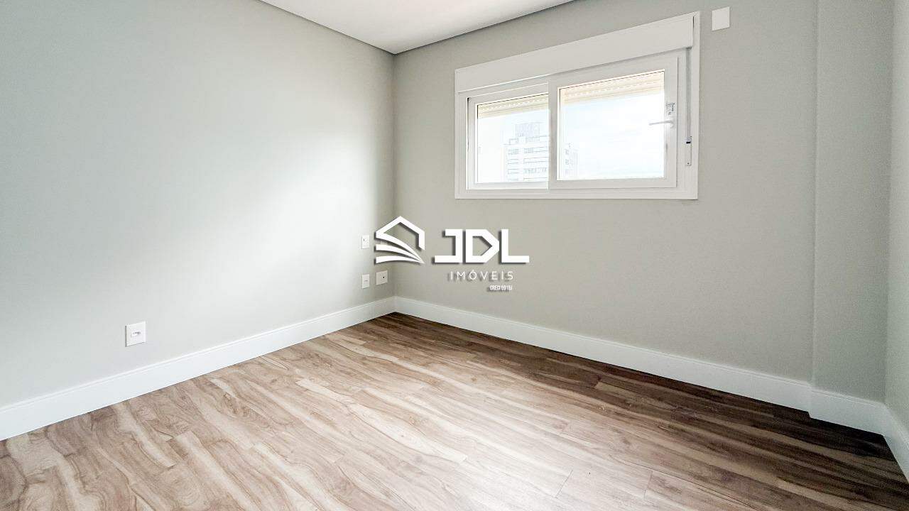 Apartamento à venda no bairro Centro: 