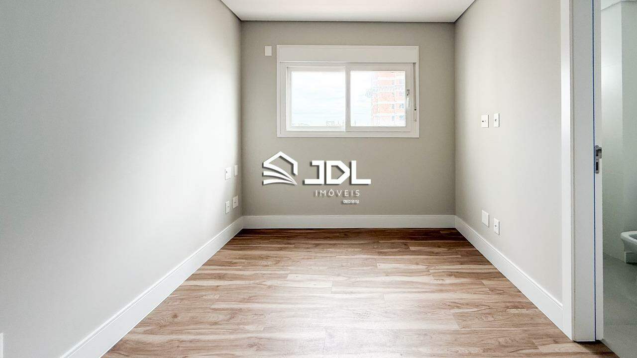 Apartamento à venda no bairro Centro: 