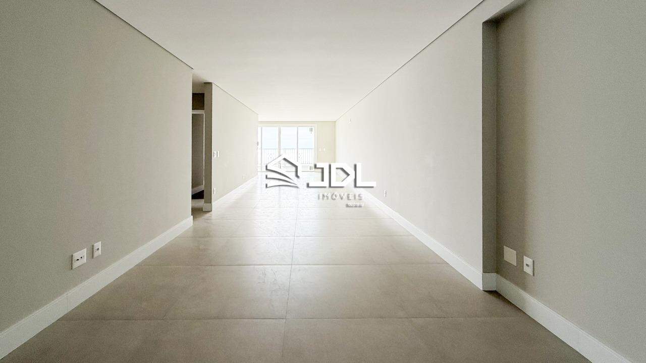 Apartamento à venda no bairro Centro: 