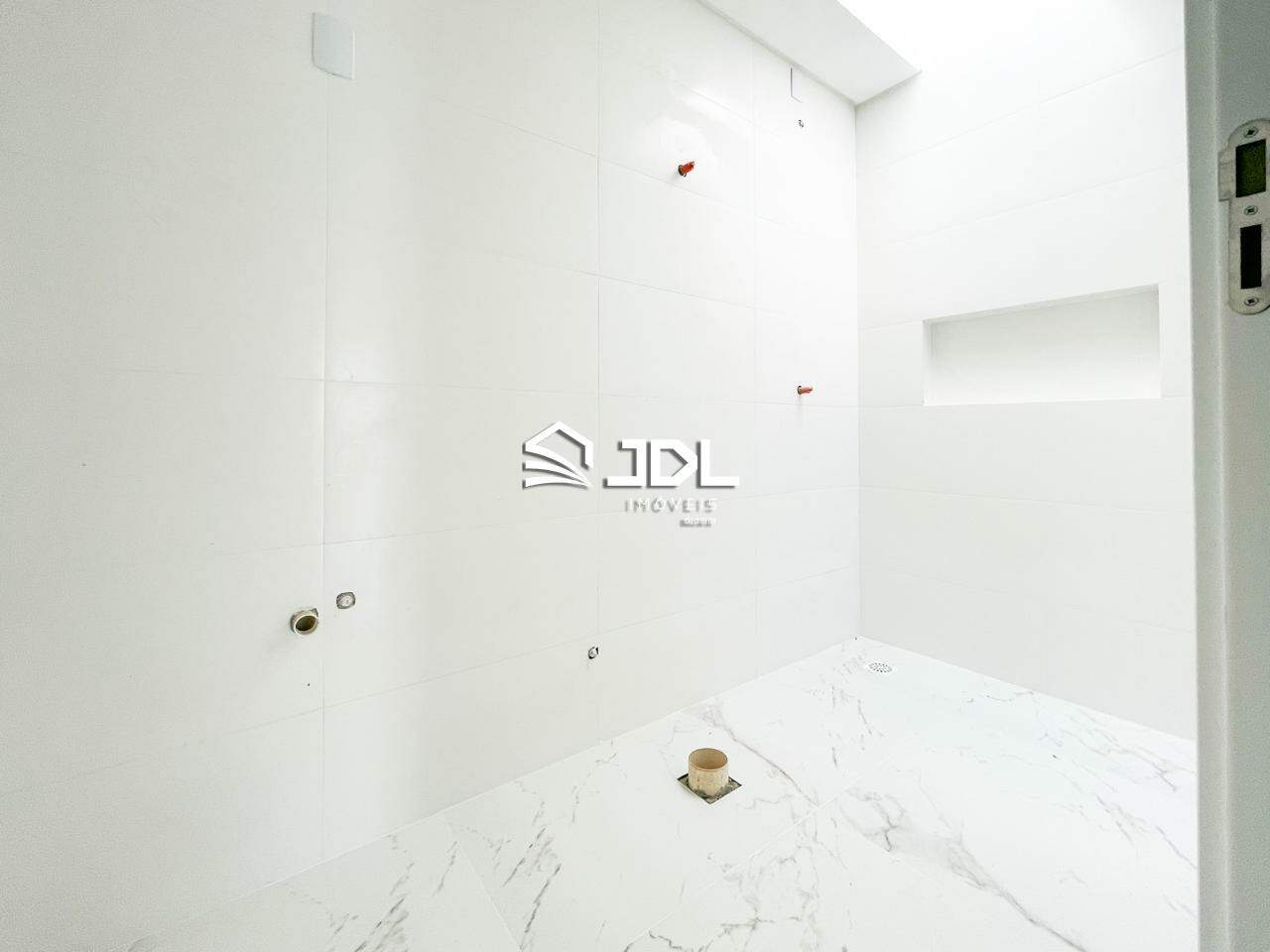 Casa à venda no bairro Velha: 