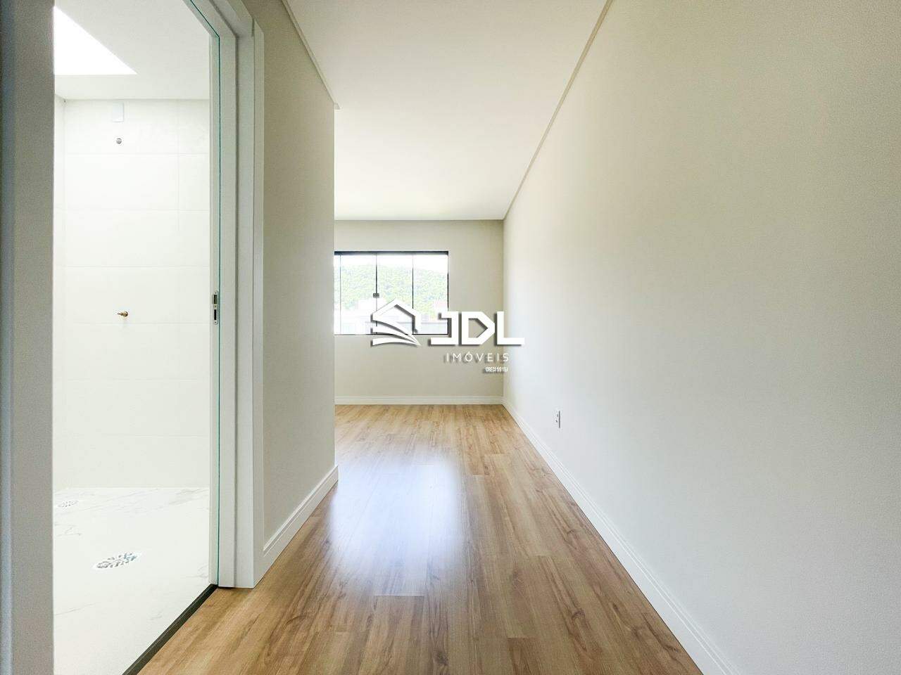 Casa à venda no bairro Velha: 