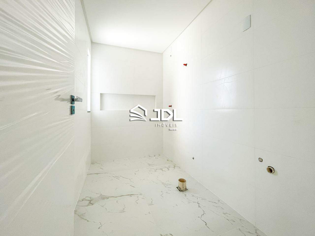 Casa à venda no bairro Velha: 