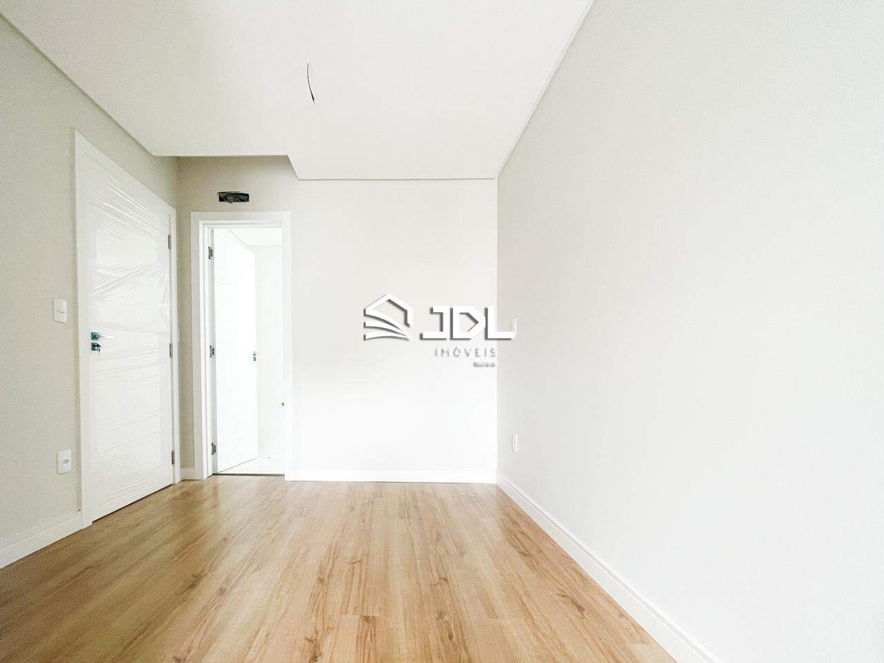 Casa à venda no bairro Velha: 