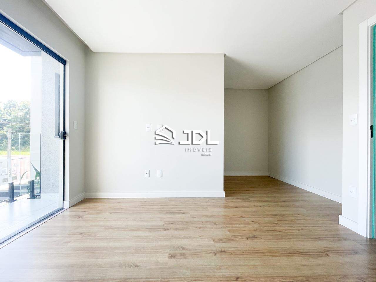 Casa à venda no bairro Velha: 