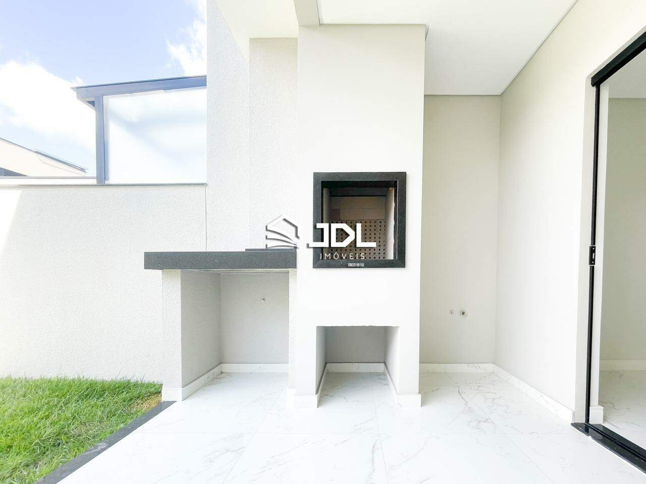 Casa à venda no bairro Velha: 