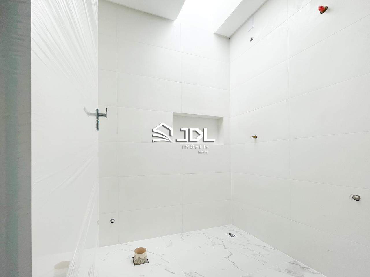 Casa à venda no bairro Velha: 