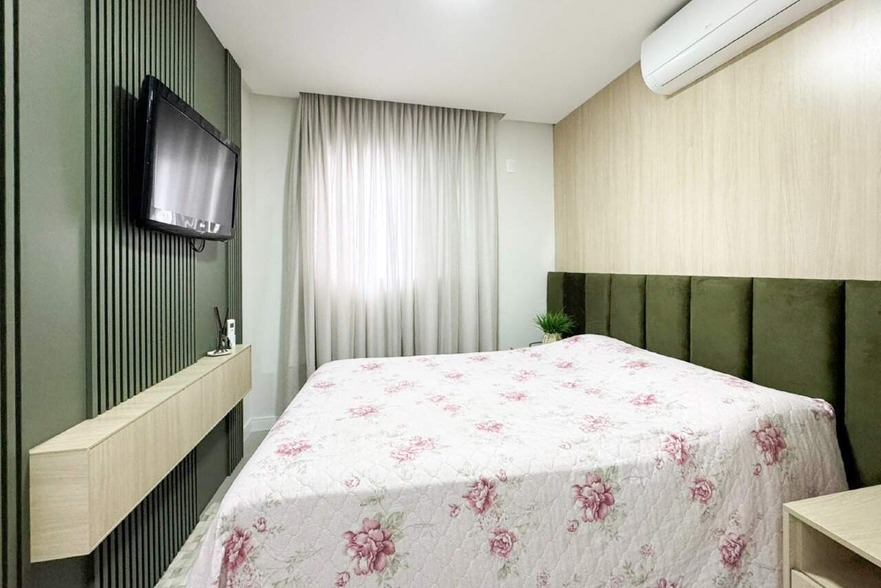 Apartamento à venda no bairro Velha: 