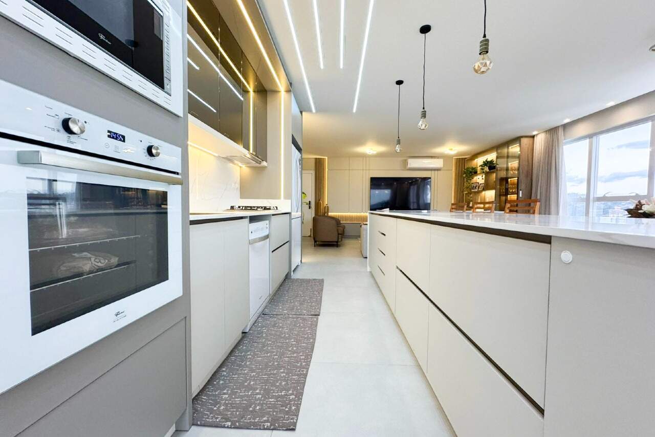 Apartamento à venda no bairro Velha: 