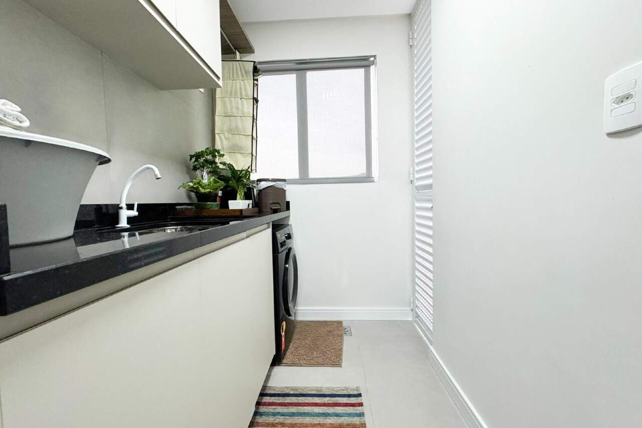 Apartamento à venda no bairro Velha: 