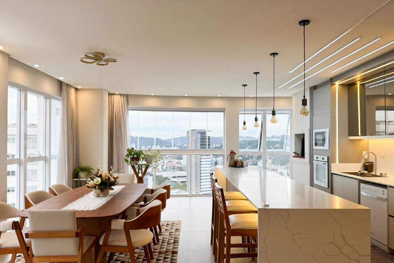 Apartamento à venda no bairro Velha: 