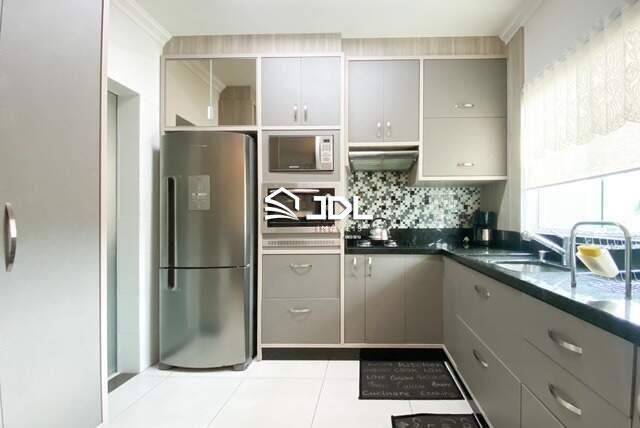 Casa à venda no bairro Água Verde: 