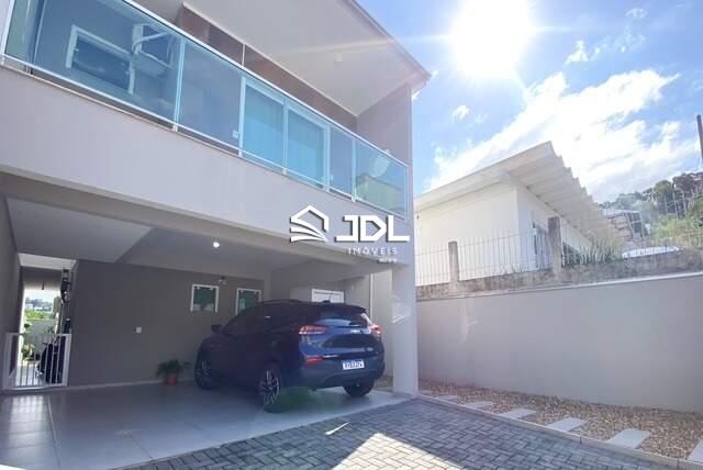 Casa à venda no bairro Água Verde: 