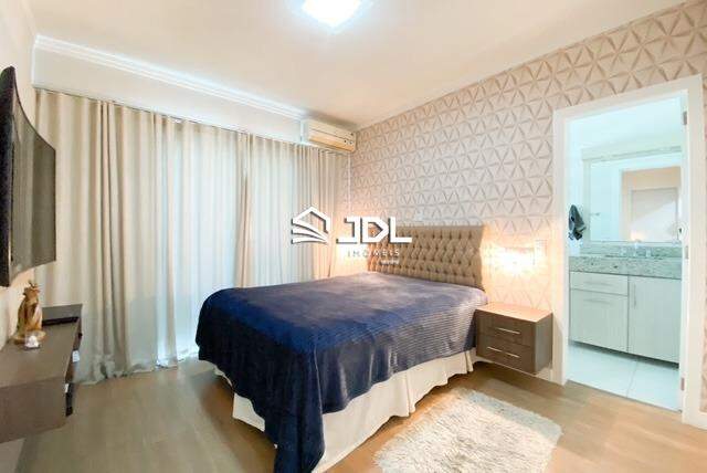 Casa à venda no bairro Água Verde: 