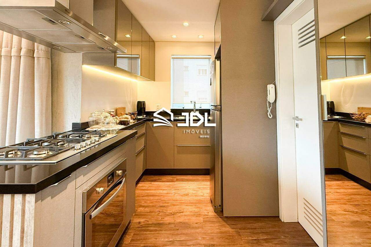Apartamento à venda no bairro Velha: 