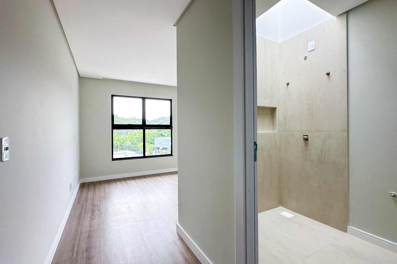 Casa à venda no bairro Ponta Aguda: 