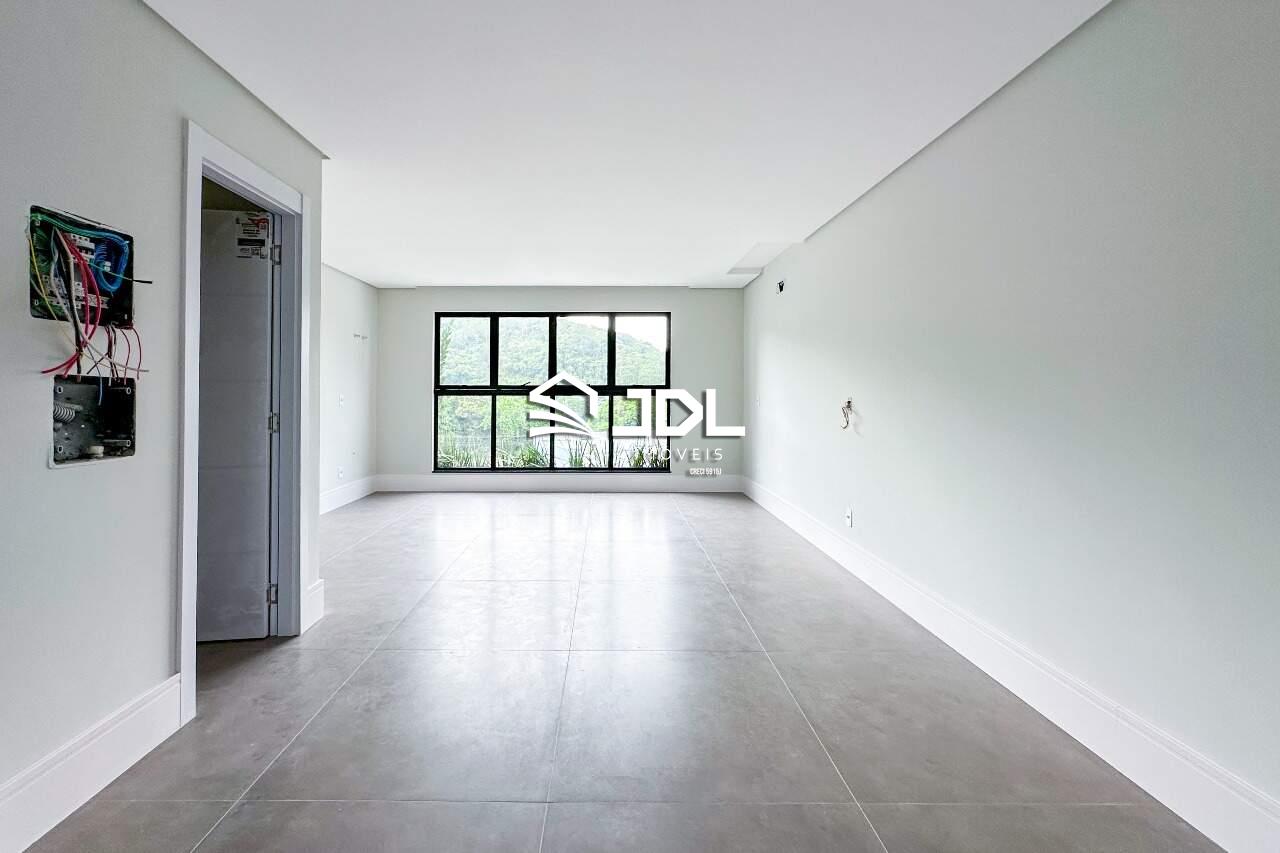 Casa à venda no bairro Ponta Aguda: 