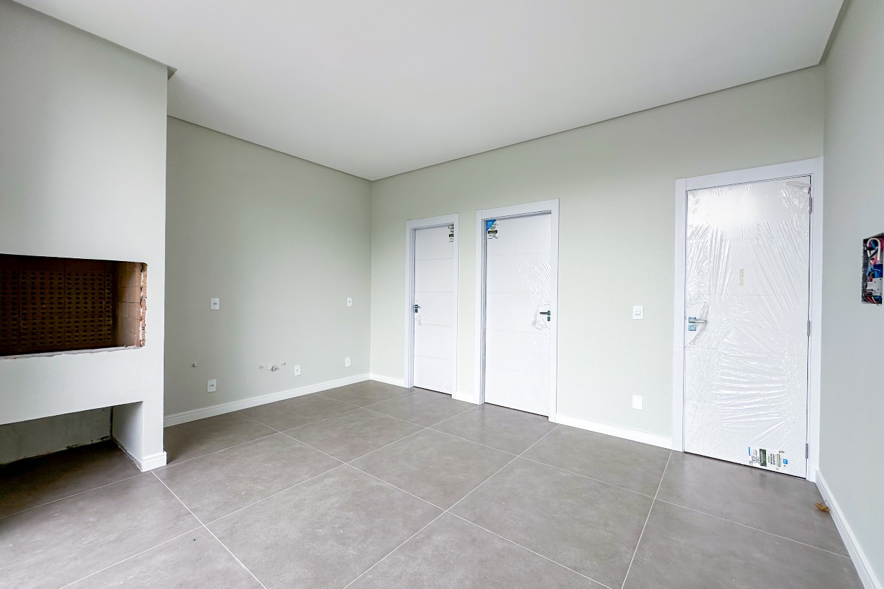 Casa à venda no bairro Ponta Aguda: 