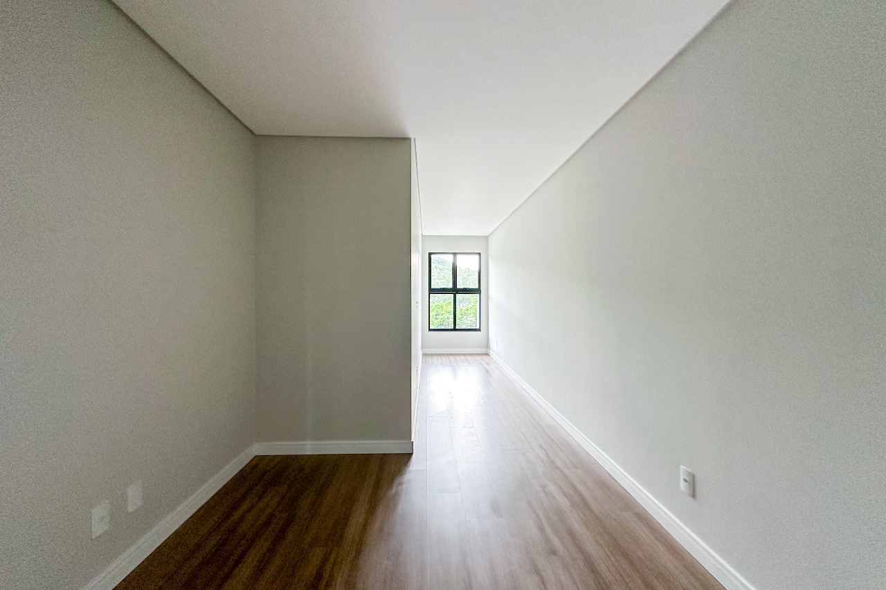 Casa à venda no bairro Ponta Aguda: 