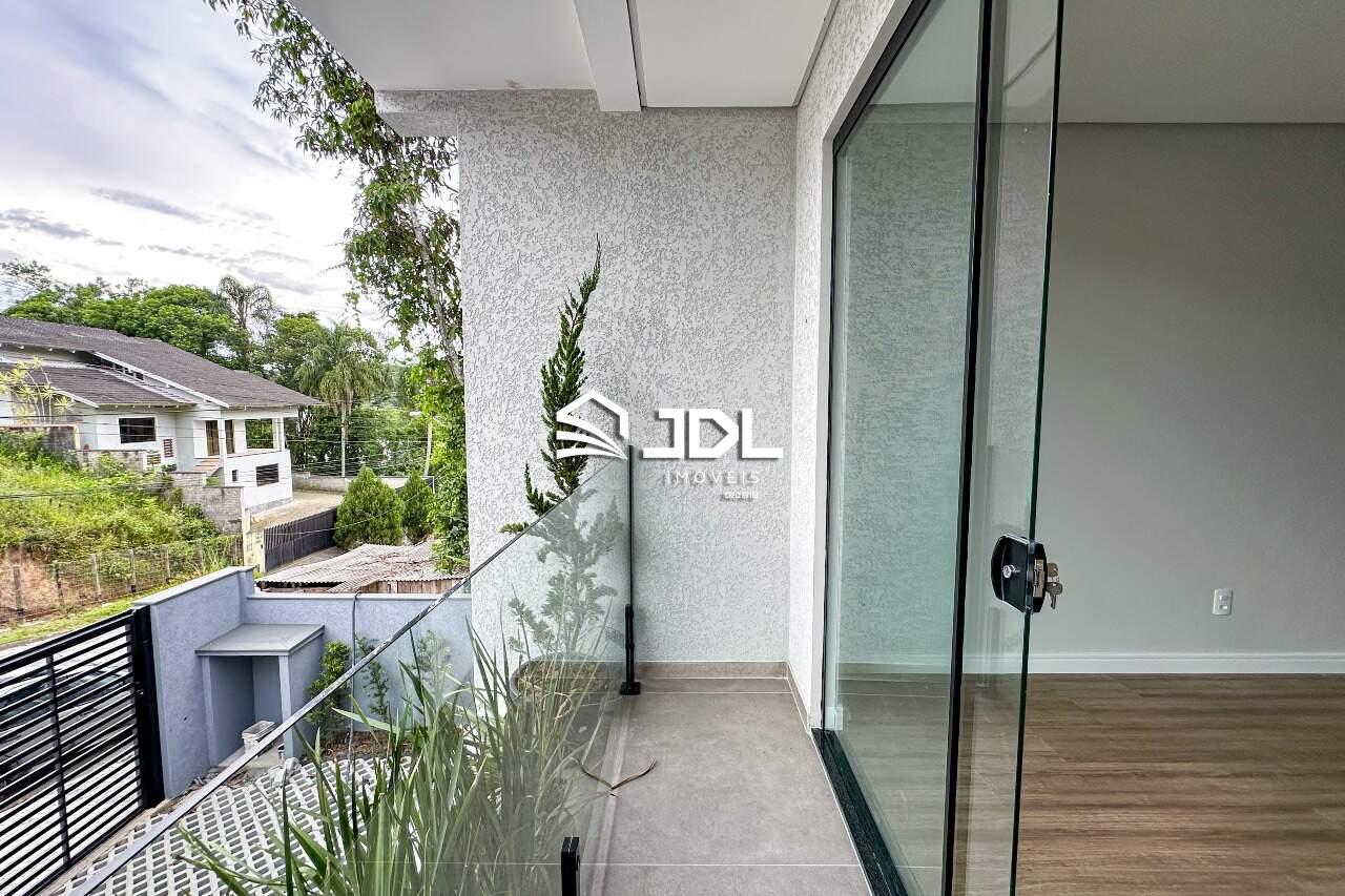 Casa à venda no bairro Ponta Aguda: 