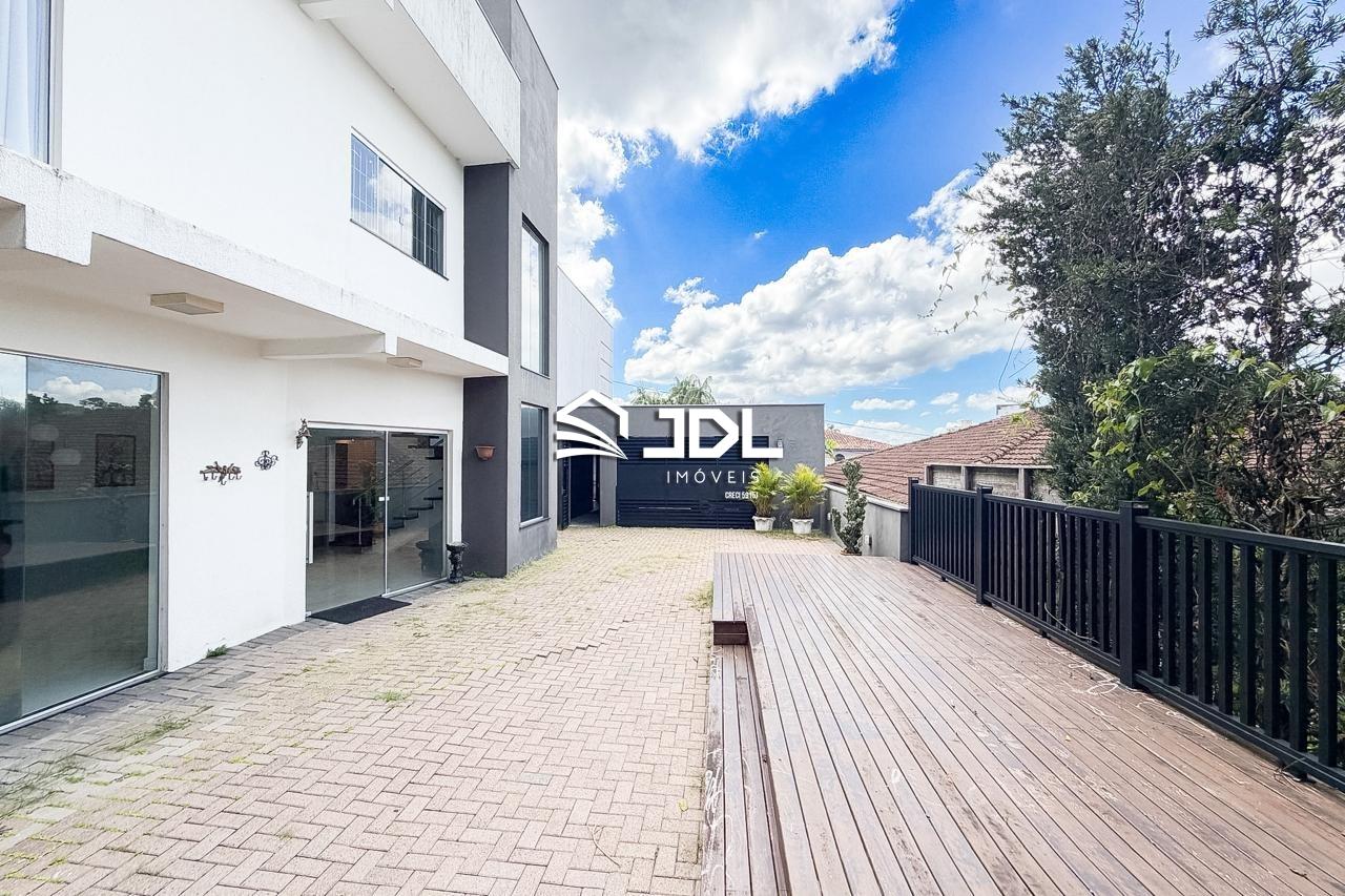 Casa à venda no bairro Velha: 