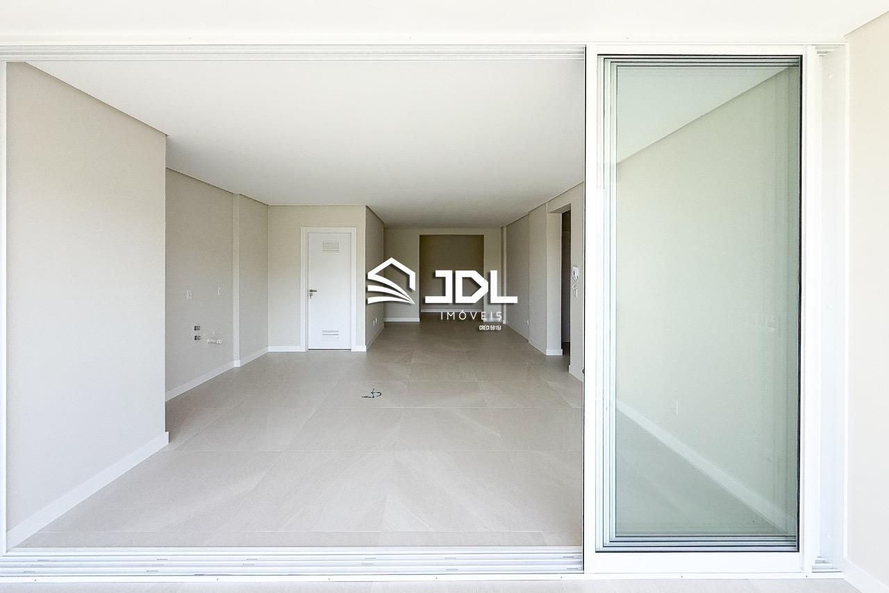 Apartamento à venda no bairro Velha: 